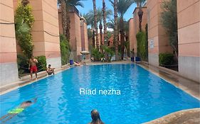 Riad Nezha Avec Jacuzzi Et 3 Piscines Au Coeur De Marrakesh