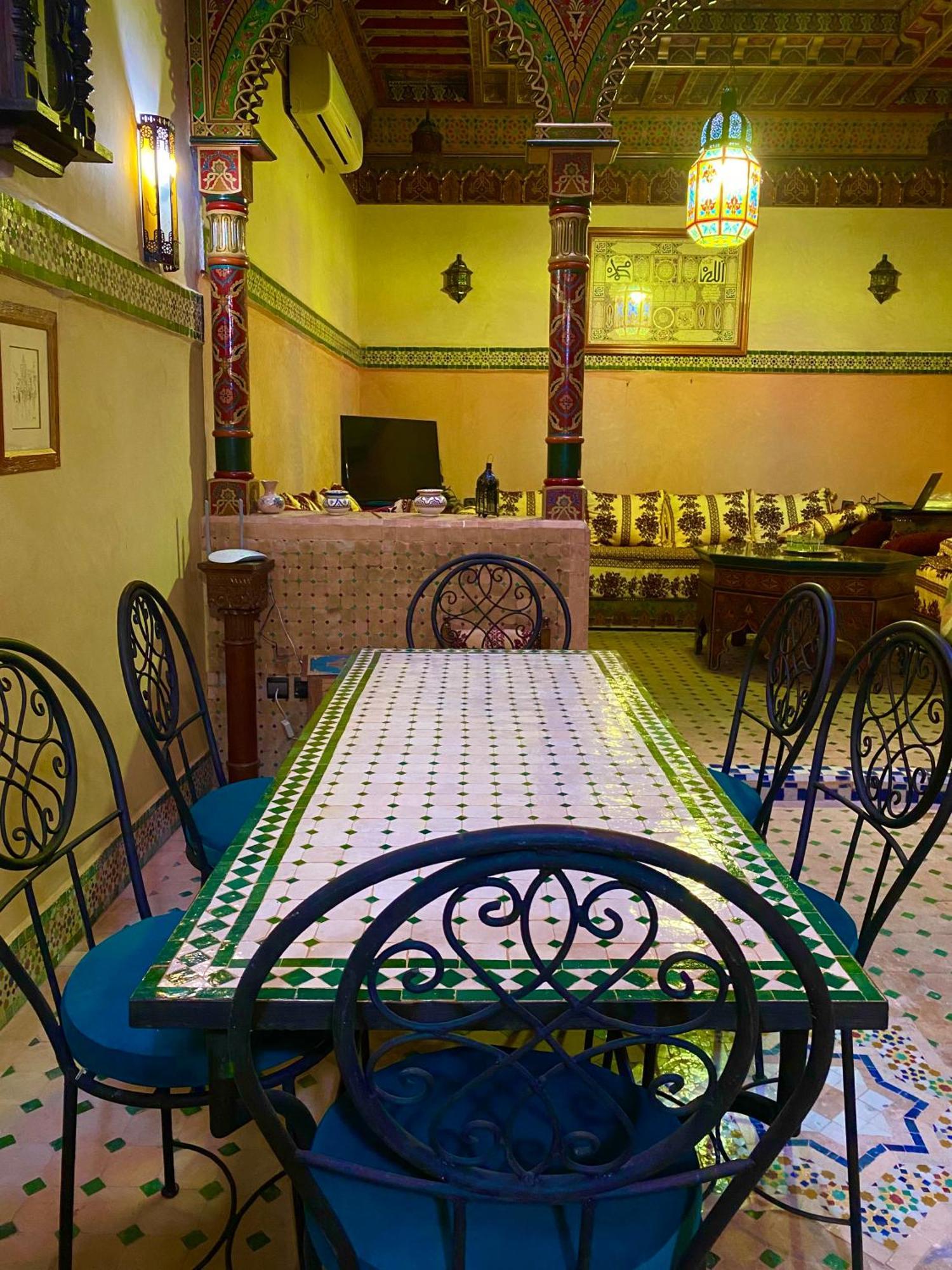 Riad Nezha Avec Jacuzzi Et 3 Piscines Au Coeur De Marrakesh Buitenkant foto