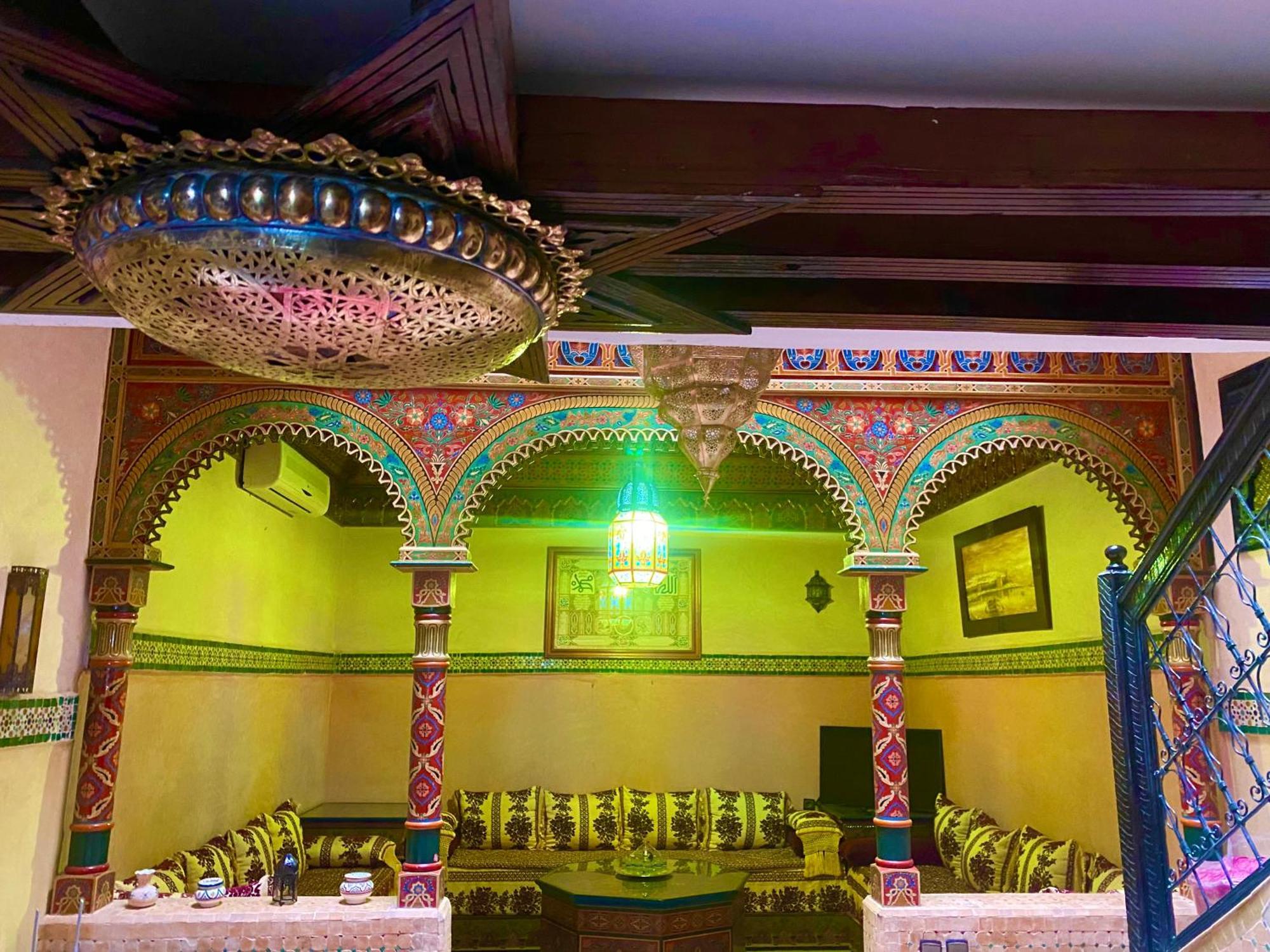 Riad Nezha Avec Jacuzzi Et 3 Piscines Au Coeur De Marrakesh Buitenkant foto
