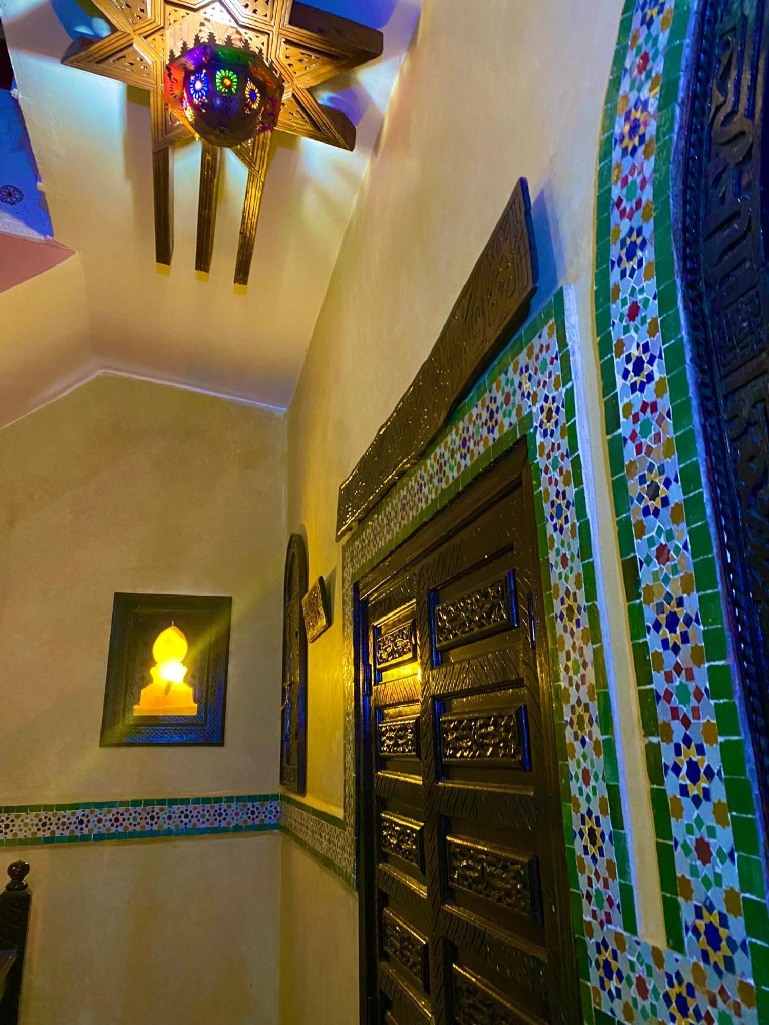 Riad Nezha Avec Jacuzzi Et 3 Piscines Au Coeur De Marrakesh Buitenkant foto