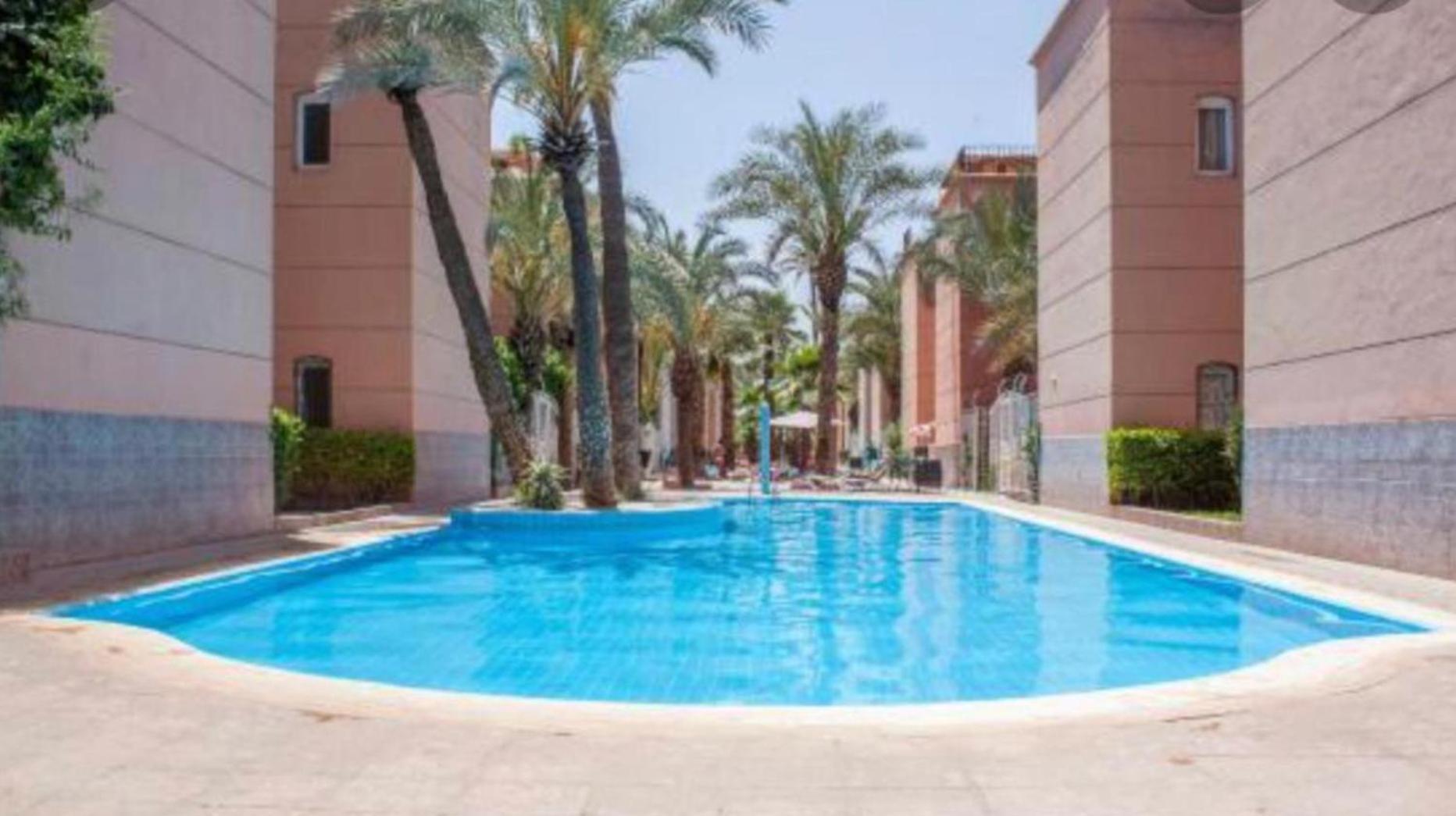 Riad Nezha Avec Jacuzzi Et 3 Piscines Au Coeur De Marrakesh Buitenkant foto