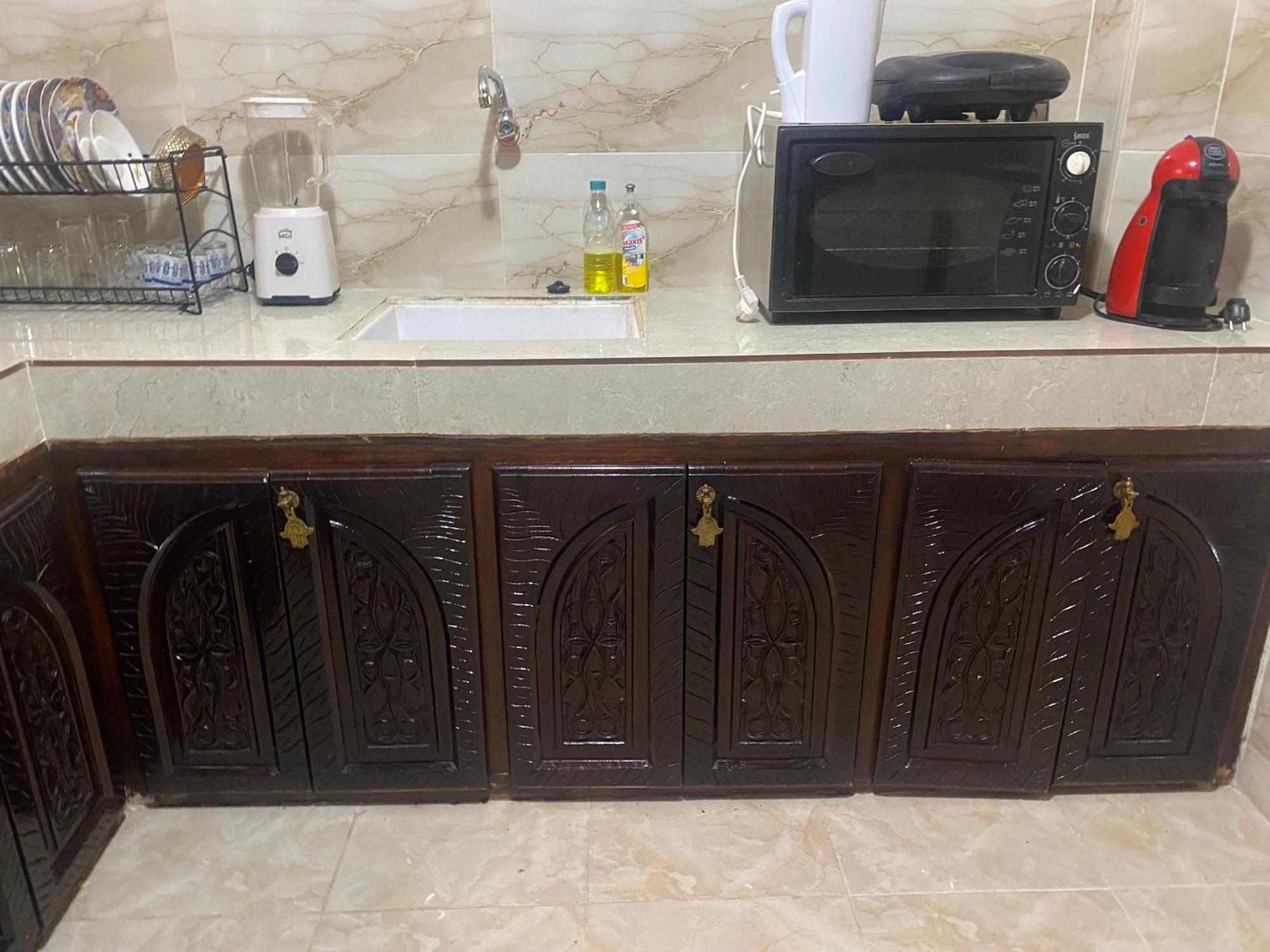 Riad Nezha Avec Jacuzzi Et 3 Piscines Au Coeur De Marrakesh Buitenkant foto