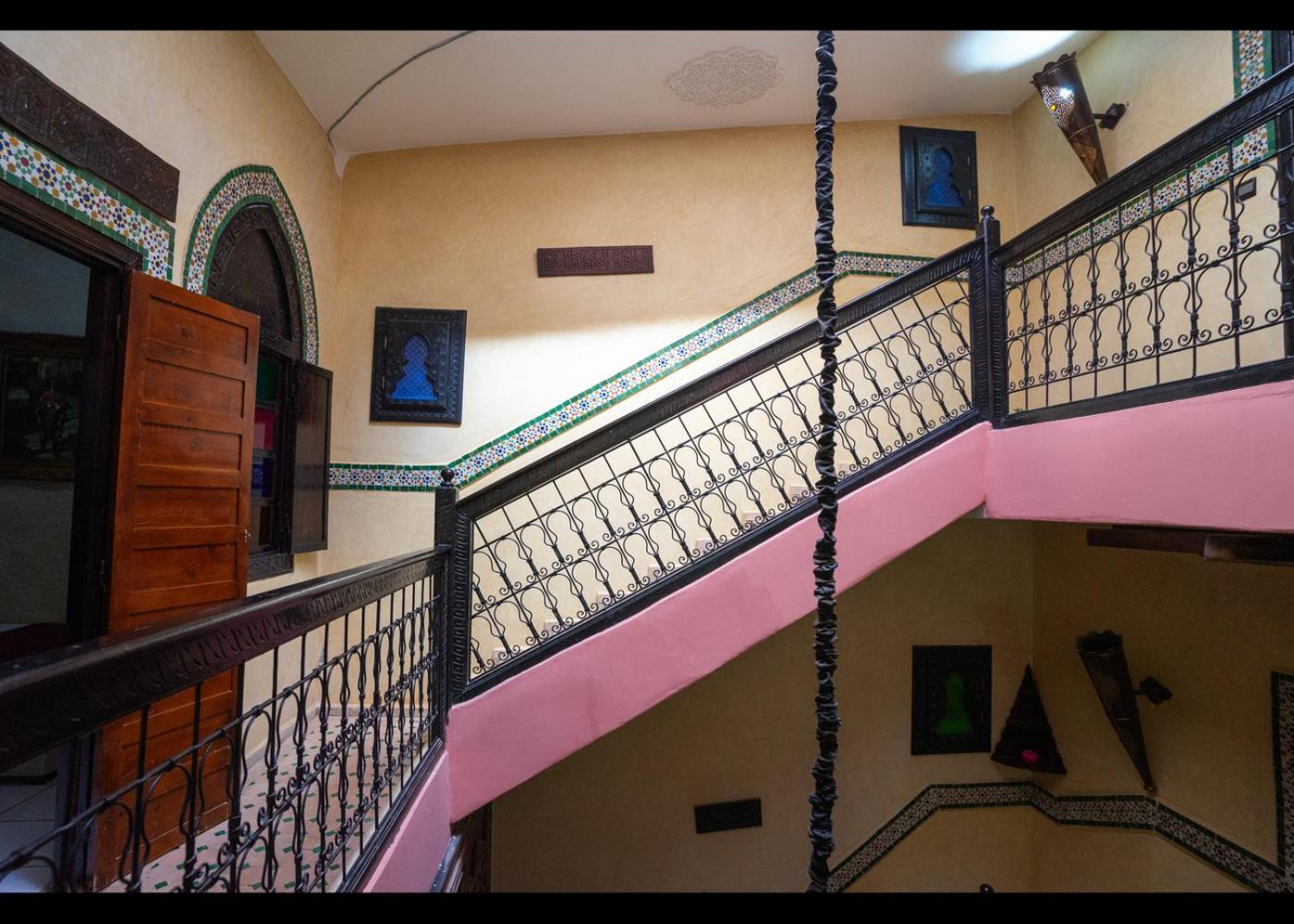 Riad Nezha Avec Jacuzzi Et 3 Piscines Au Coeur De Marrakesh Buitenkant foto